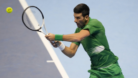 NOVAK BESPREKORAN U TORINU Đoković dobio i treći meč u grupi, pobedio Medvedeva posle trilera od tri sata i u velikom stilu najavio polufinale protiv Frica