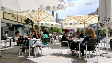 "NEKA MI SE JAVI NEKO KO ŽIVI U SLOVENIJI" Mreže se usijale, objava ovog mladića izazvala lavinu komentara