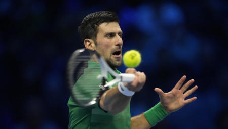 JOŠ JEDNO DOBRO POZNATO LICE U NOLETOVOM BOKSU Đoković otkrio ko će mu biti desna ruka na Australijan openu