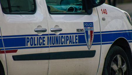 NA PLAŽI PRONAĐENE KESE SA OKO 800 KILOGRAMA KOKAINA Velika zaplena droge u Francuskoj