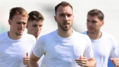 BAŠ NEMA SREĆE Eriksen zbog povrede van terena tri meseca