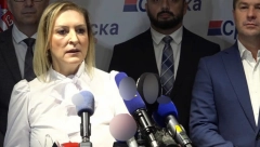 SRPSKE MAJKE KOSMETA NAJAVILE SKUP Srpkinje brane svoju decu od Kurtija i njegovog terora