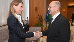 DOPRINOS VEĆOJ ENERGETSKOJ STABILNOSTI SRBIJE Ministarka energetike razgovarala sa kolegom iz Azerbejdžana Parvizom Šahbazovim