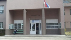 EPILOG ZLOSTAVLJANJA PROFESORKE ENGLESKOG Direktor Tehničke škole u Trsteniku podnosi ostavku