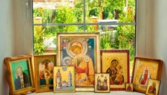 SVETINJA GA PROGANJALA Od kad je u kuću uneo ovu ikonu, život mu postao noćna mora