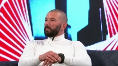 MARIJA VUČE SVE KONCE, BEBICA JE PAPUČA Bivši zadrugar oštro o Kulićkama, Macanoviću i Zoli, pa osuo rafalnu paljbu po Aniti