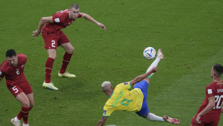 SRUŠIO SRBIJU I ZALUDEO BRAZILKE Rišarlison dobio urnebesnu poruku (FOTO)