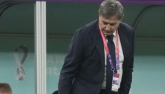 PIKSI POBESNEO Selektora nikada nismo videli ovakvog, bacio sve sa sebe (VIDEO)