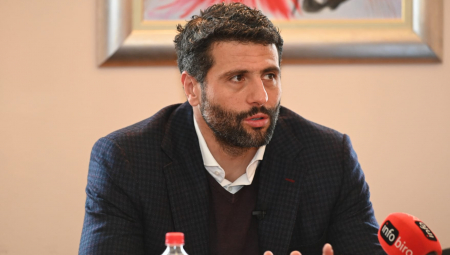 Gradonačelnik Šapić: Od ponedeljka počinje podela poklon-vaučera svim predškolskim i školskim ustanovama