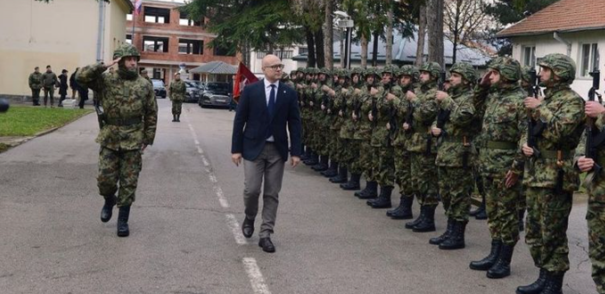 VOJSKA SRBIJE KAO ZAŠTITA NAŠEG NARODA NA KOSOVU I METOHIJI! Vučević: Tražimo nešto što niko ne može da ospori Srbiji