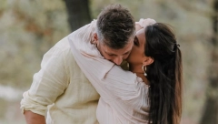 "ČEKAMO DA HELENA DOBIJE NAJVAŽNIJU BITKU" Supruga Bojana Leksingtona saopštila vesti o novorođenoj ćerki, priznala da je ovo najteži period za porodicu