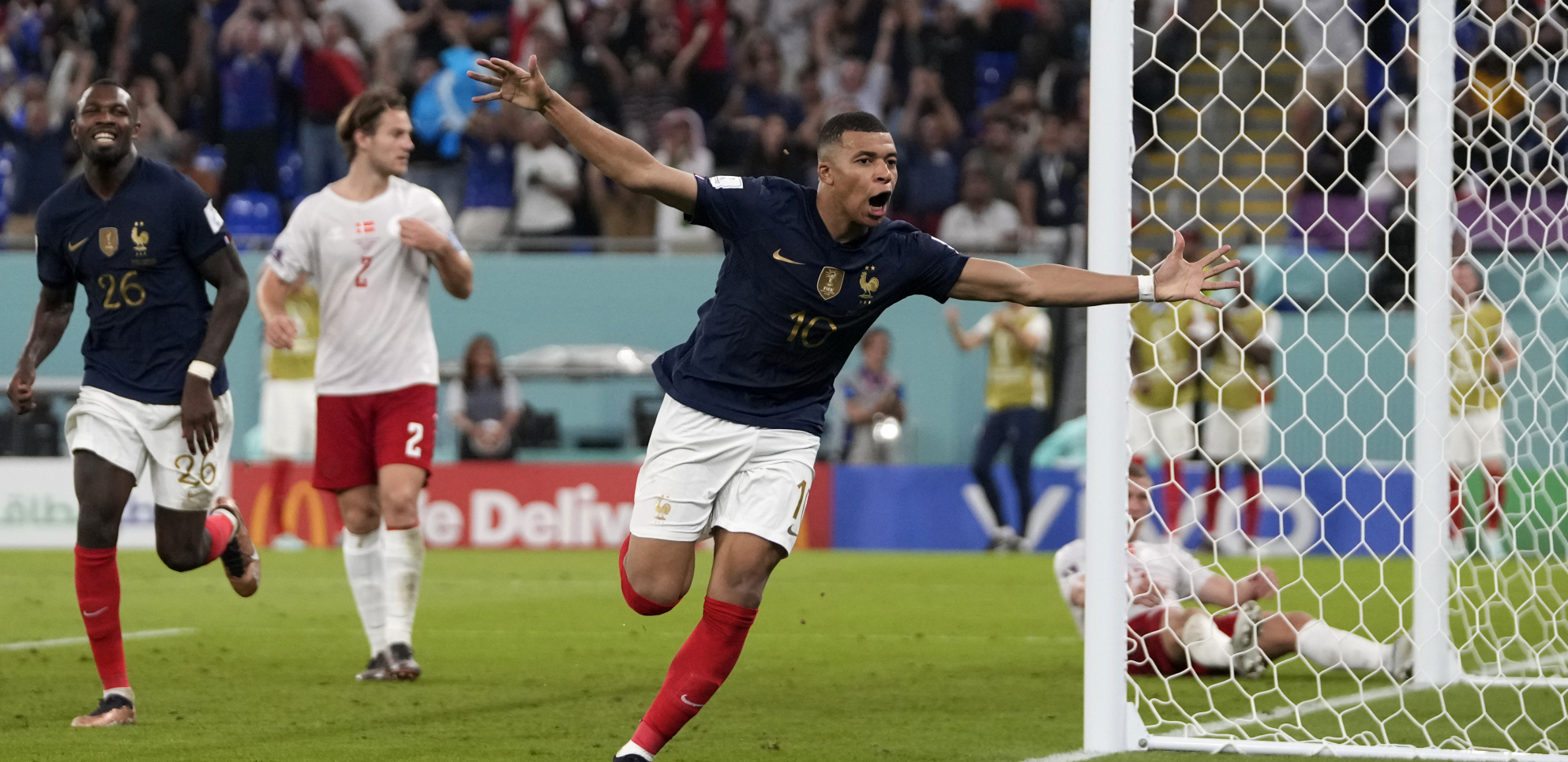 SVET FUDBALA PRIČA O OVOME Šta uradi Mbape? Jedan pokret telom je bio dovoljan - NESTVARNO (VIDEO)