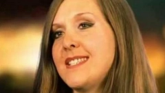 ZBOG BATINA SAM SE PORODILA U OSMOM MESECU Jeziva životna priča naše glumice, bila je u sigurnoj kući, pa se povukla iz javnosti