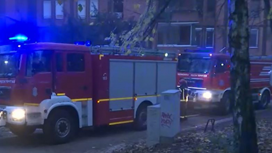POŽAR U CENTRU BEOGRADA: Gori u blizini Kliničkog centra (FOTO)