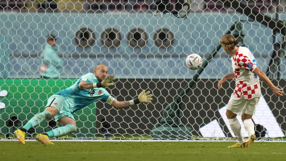 HOĆE LI FIFA REAGOVATI? Skandalozne parole Hrvata na utakmici protiv Kanade, Oluja, Knin i traktori u centru pažnje (FOTO)