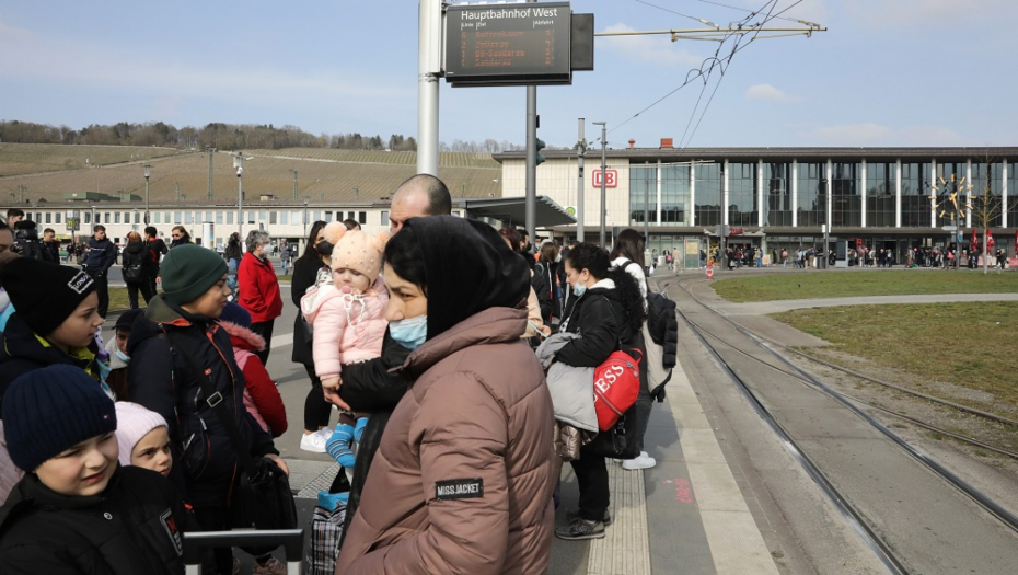 AUSTRIJA POTPUNO PARALISANA! Štrajkovi na svim nivoima, inflacija napravila haos!