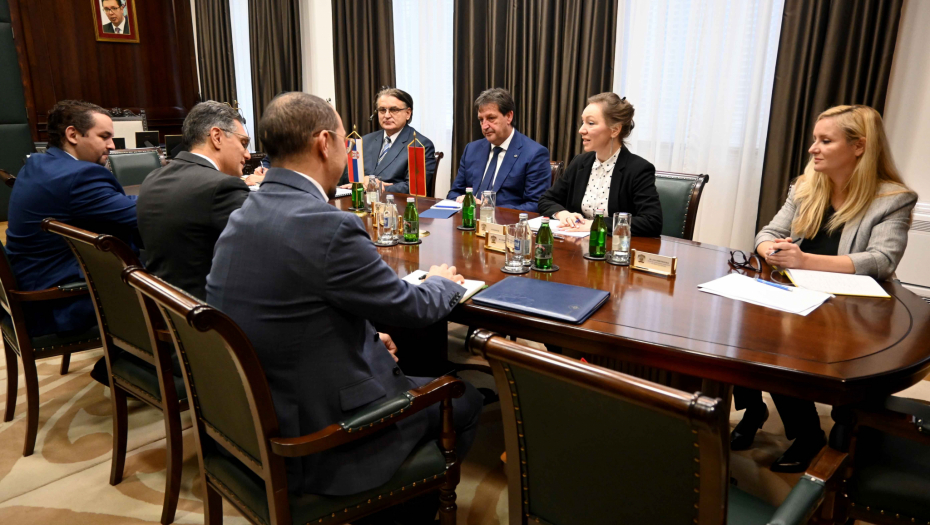 MINISTAR GAŠIĆ SA AMBASADOROM MAROKA Unapređenje saradnje Srbije i Maroka u oblasti bezbednosti (FOTO)