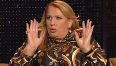 MISLILA SAM DA JE SA DRUGE STRANE ZAKONA Ćana progovorila o suprugu i otkrila kako ga je upoznala