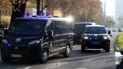 GUŽVA U USTANIČKOJ Nastavlja se suđenje Belivukovom klanu, optuženi dovedeni u Specijalni sud