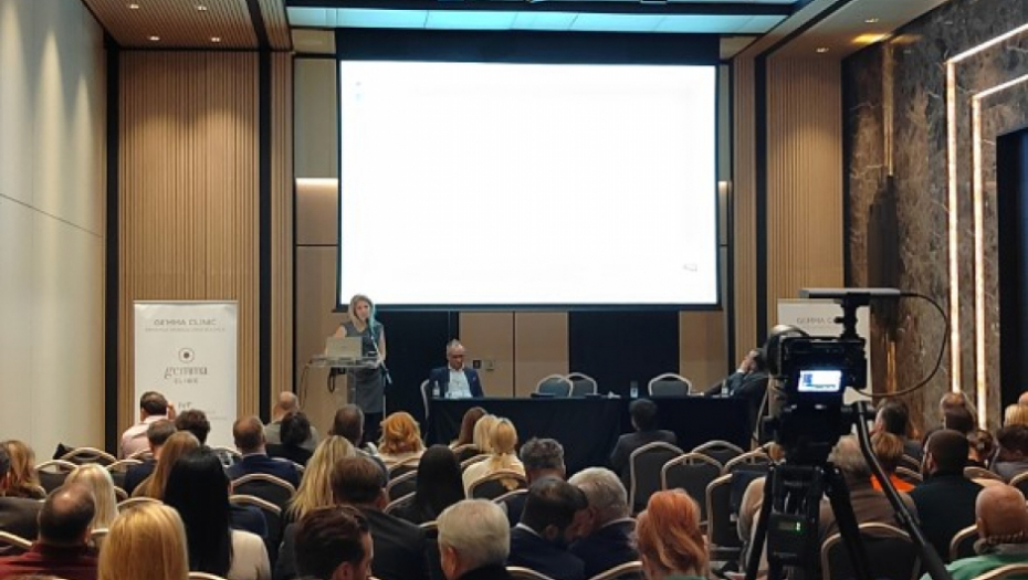 NOVA NADA ZA POTOMSTVO Održan simpozijum o transplantaciji genitalnih organa stračnjaka iz celog sveta