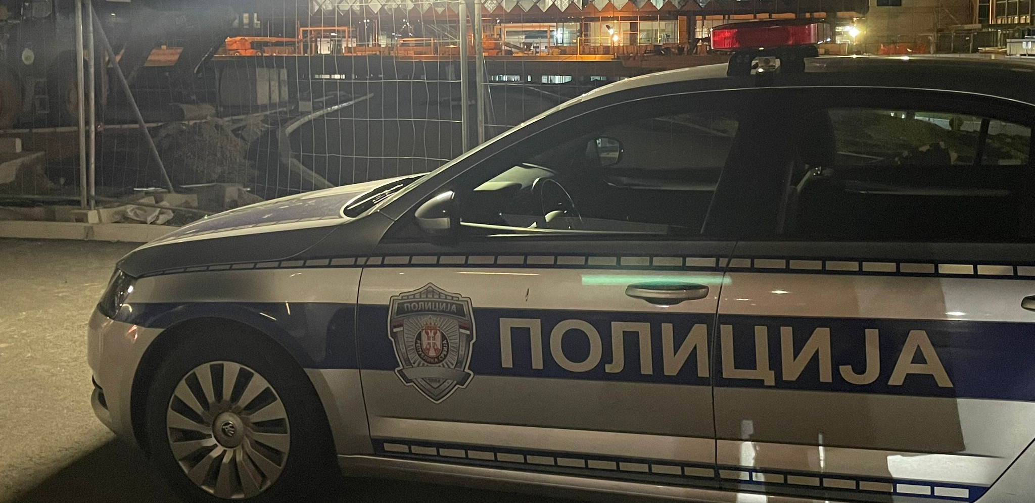 NASILJE U PORODICI U VRANJU Pijan tukao suprugu i maloletnu ćerku pa zatim napao policajca