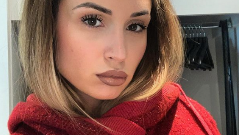 NJOJ JE NAJTEŽE Lepoj Kristini je pred meč odluke Srbije i Švajcarske srce podeljeno na dva (FOTO)