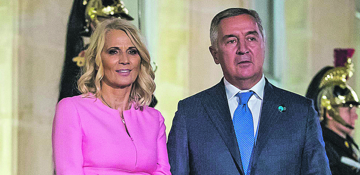 SKUP STAJLING PRVE DAME Milu će Lidijin prsluk doći glave