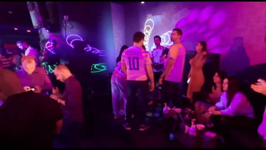 ALO! SNIMIO ČUDO U DOHI Vlahović i Modrić zajedno u noćnom izlasku - TOPOVSKI UDAR IZ KATARA (VIDEO)