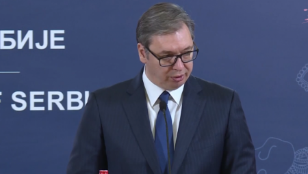 "DA PITAM SADA NAŠE PRIJATELJE IZ EU..." Vučić iznenadio prisutne svojim pitanjem, nastao muk