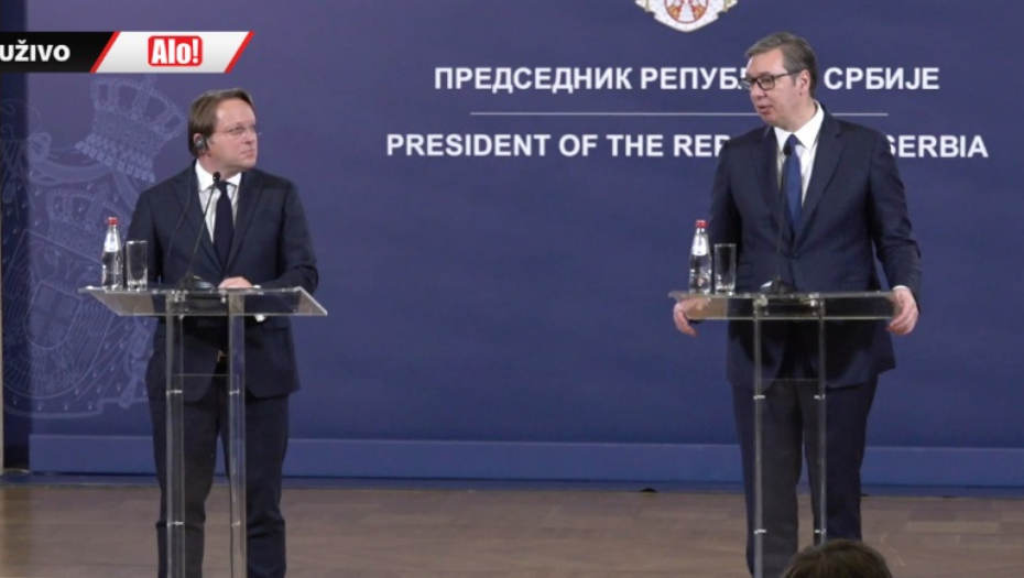 "JEL STE ČULI VI, OLIVERE..." Predsednik se okrenuo ka komesaru EU, pa postavio neočekivano pitanje