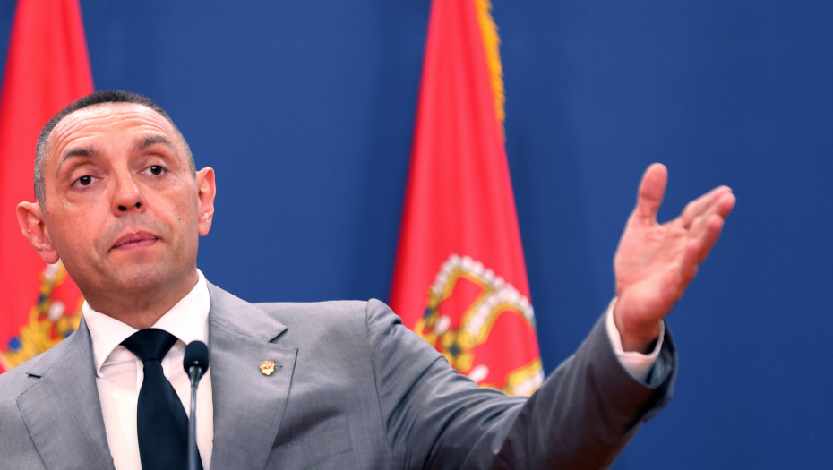 VULIN: Pretnje da poslušaju oni koji nameravaju na letovanje u Hrvatsku i Albaniju