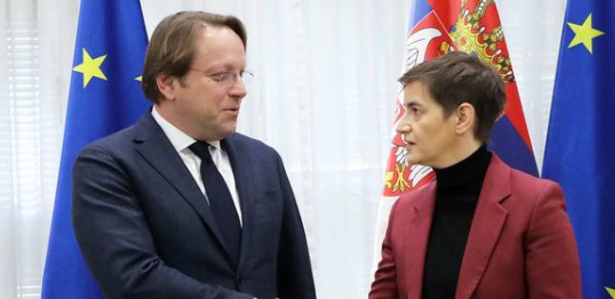OGLASILA SE PREMIJERKA BRNABIĆ Zahvalila se Varheljiju i Žiofreu na podršci koju pružaju Srbiji u procesu evrointegracija