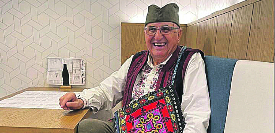ŠAJKAČA, JELEK I OPANCI Šumadinac u narodnoj nošnji zapalio Dohu