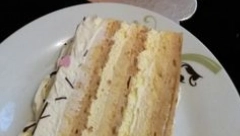 ZASLADITE SE SA STILOM Plazma torta sa belom čokoladom, ukus vrhunskog zadovoljstva