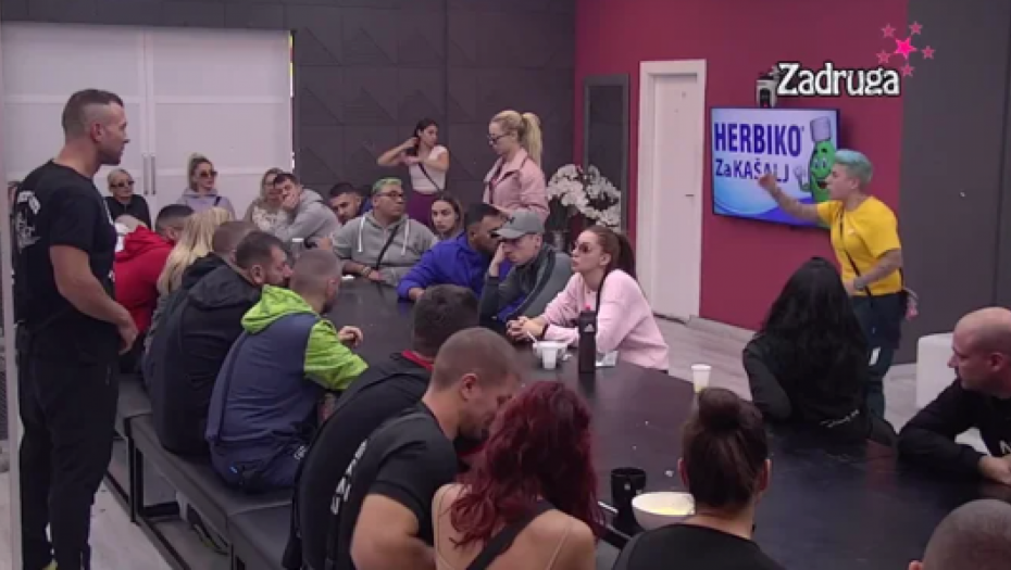 HAOS U ZADRUZI, MATORA NASRNULA NA ĆERTIĆA: Urlala iz sveg glasa, nikad brutalniji okršaj!