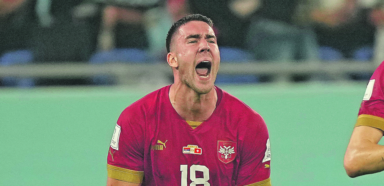 SRBIN JE NA CENI Englezi poludeli za Vlahovićem: Spremaju se tri brutalne ponude