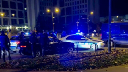 PIJAN PROŠAO NA CRVENO OSAM PUTA, PA SE  ZALETEO NA POLICIJU Detalji filmske potere za "audijem" u Novom Sadu! (FOTO/VIDEO)