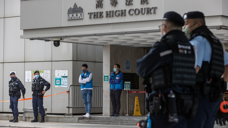 VOZAČ IZGUBIO SVEST ZA VOLANOM Autobusom ubio tri osobe, strašna nesreća u Kini