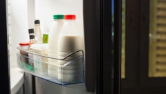 ČISTILI SU KUĆU SVOJE BAKE POSLE NJENE SMRTI I U ZAMRZIVAČU SU PRONAŠLI ČUDNO "NASLEĐE" U porodici je 84 godine (FOTO)