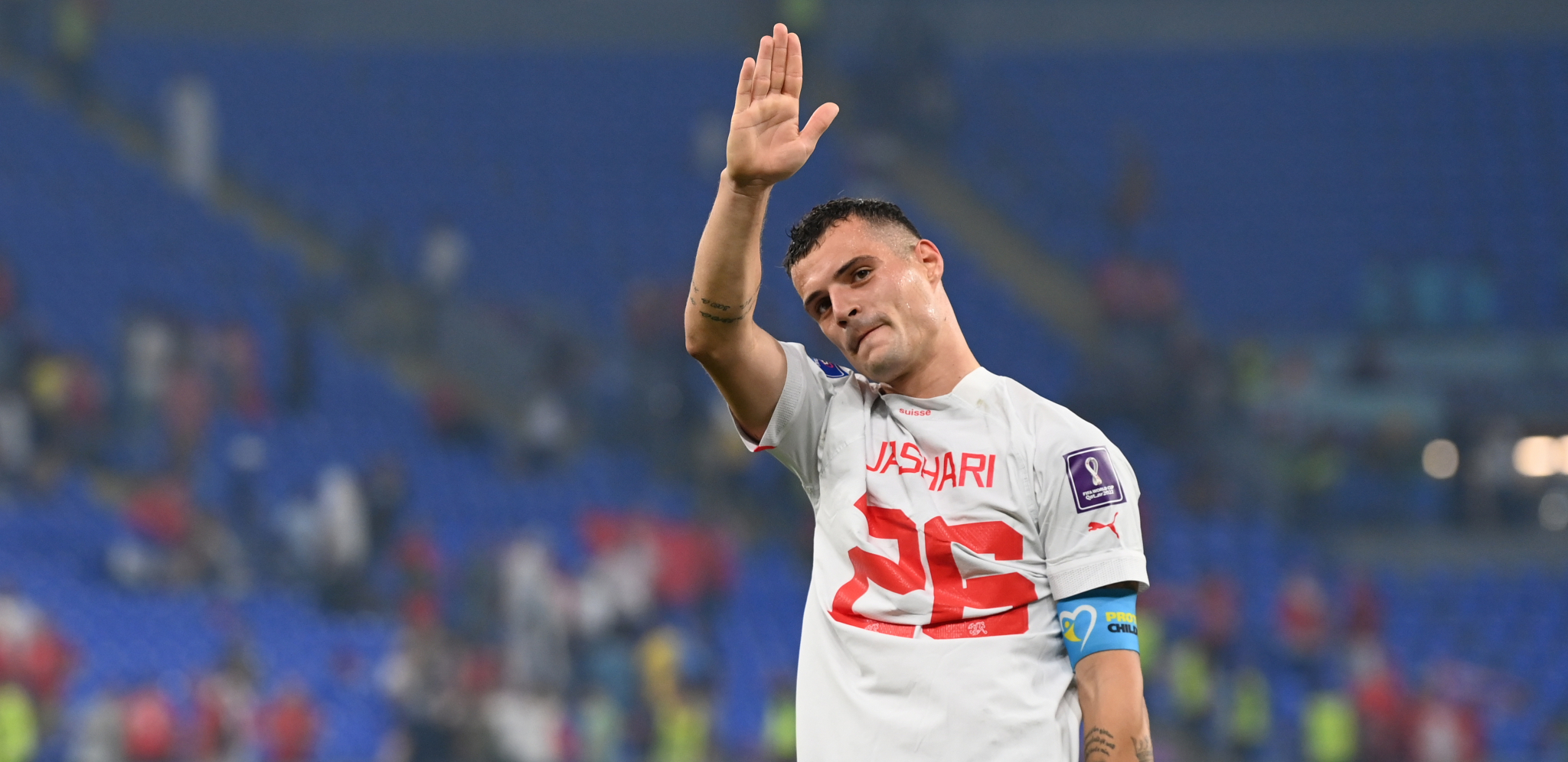 OVAJ ČOVEK JE SRAMOTA ZA FUDBAL Provokator Džaka pustio tzv Kosovo da postigne gol (VIDEO)