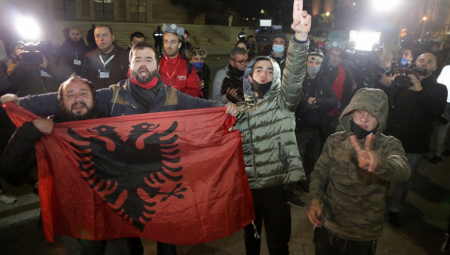 BERLINSKA RUKA NA BALKANU Za samit u Albaniji iskeširali 500.000 evra