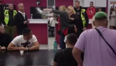 NIKAD BRUTALNIJA TUČA JELENE GOLUBOVIC I ZORICE MARKOVIĆ Usledilo i žestoko RASKRINKAVANJE: "Ostavila si dete u manastiru" SKANDAL!