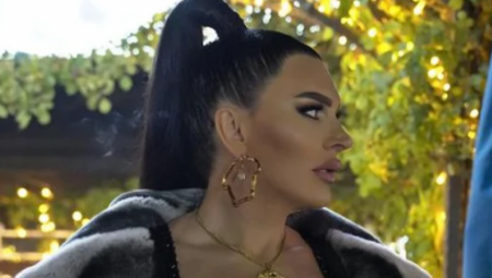 NIJEDAN RODITELJ NE BI VOLEO DA MU SE DETE BAVI PROSTITUCIJOM! Transrodna pevačica bez dlake na jeziku, spomenula sina i ćerku