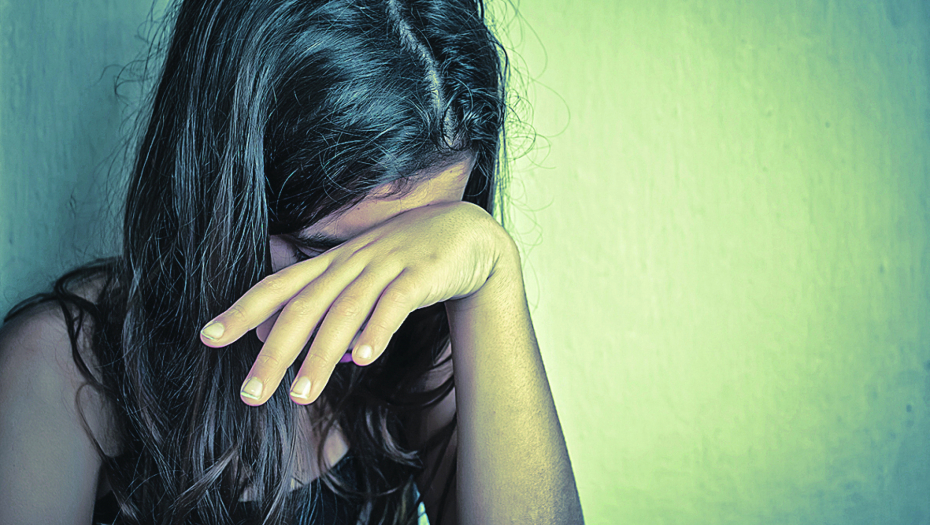 Devojčica pokušala da se ubije u školi!