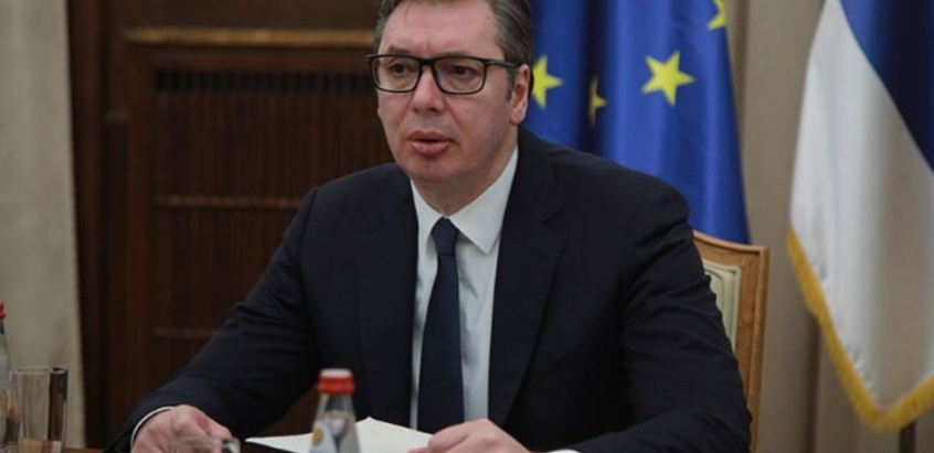 TAJKUNSKI MEDIJI NISU USPELI DA ŠIRE PANIKU Vučić ekspresno sasekao laži u korenu