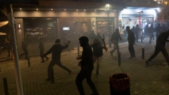 SOLUN: Policajac pred istražnim sudijom, Romi protestuju ispred suda