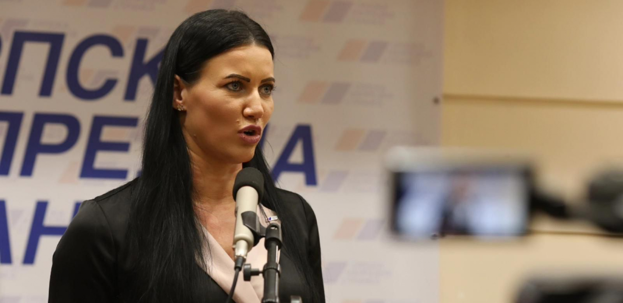 PODRŽANA JEDNOGLASNO Tijana Davidovac izabrana za predsednika OO SNS Lazarevac