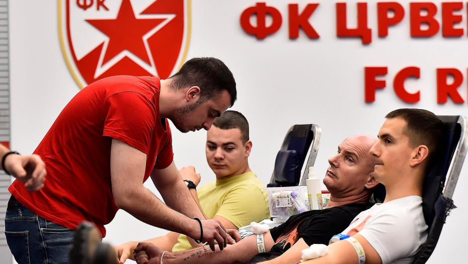 "ZVEZDAŠI" PONOVO NA VISINI ZADATKA Na "Marakani" prikupljeno 116 jedinica krvi, akcija se nastavlja i u petak