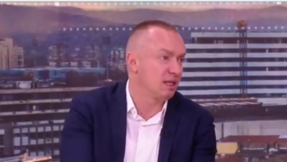 SRAMNO! Bojan Pajtić kriminalizuje Srbe i opravdava teror Kurtija