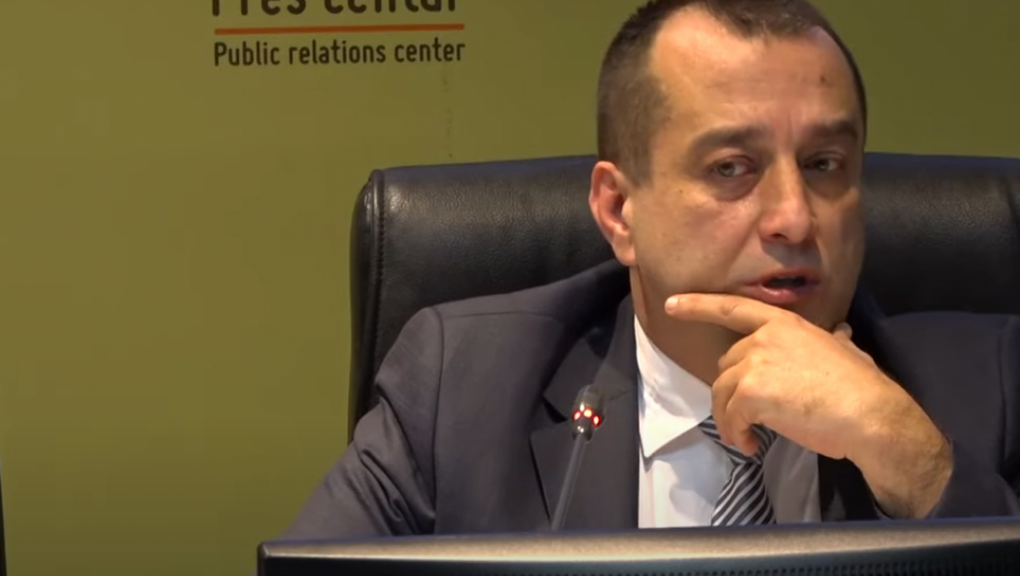 SLALI ZVICERU NJEGOVU SLIKU: Stvorio kriminalnu grupu? Ko je uhapšeni tužilac Saša Čađenović?